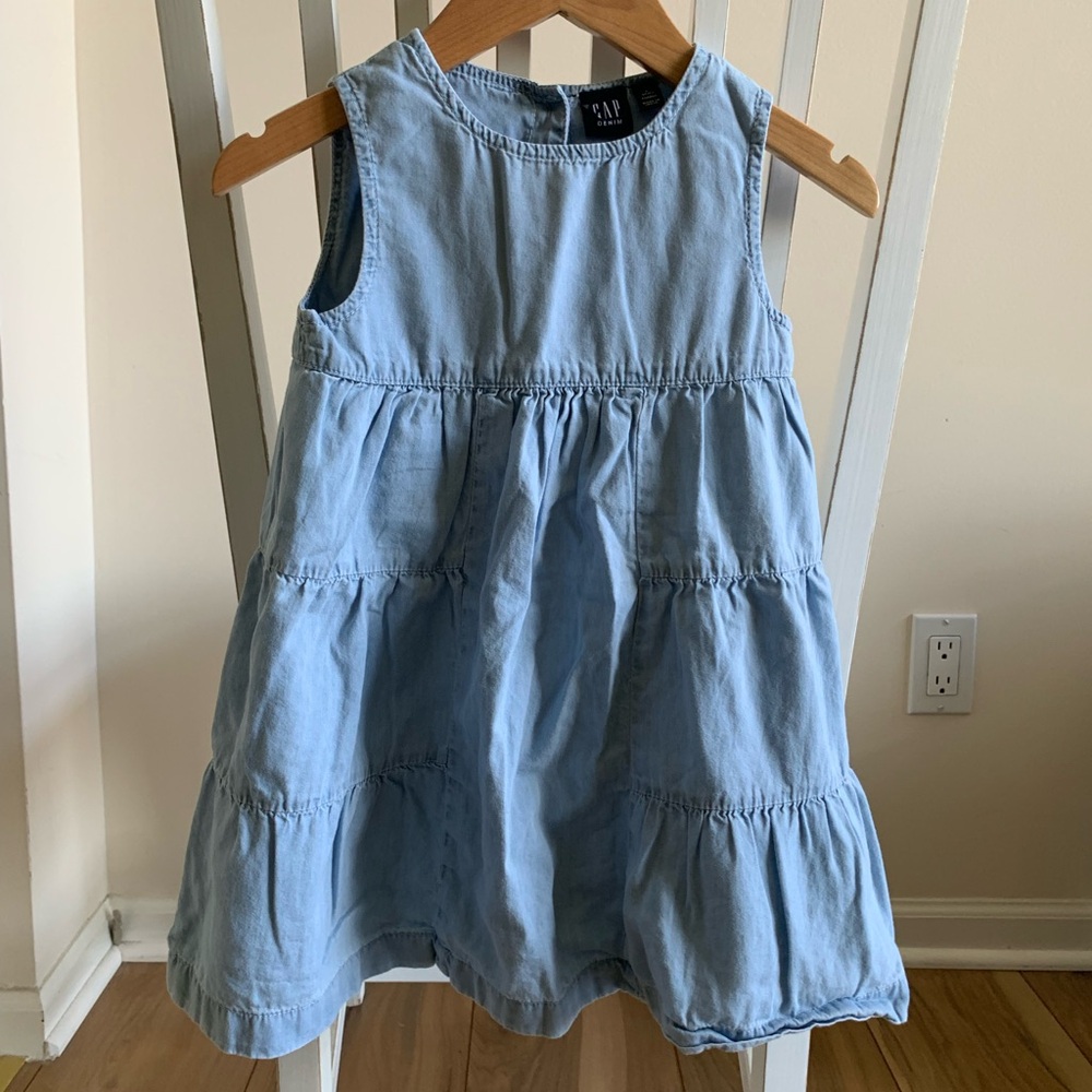 Gap Denim dress Size 4